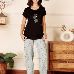 Bodycare Black Women Cotton Printed T-Shirt and Pyjama-image-97