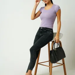 Kraus Jeans Women Ribbed Fitted Crop Top image 3