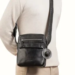 Hidesign Black MEZCAL 01 Textutred Medium Leather Cross Body Bag image 1