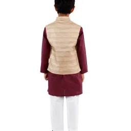 VASTRAMAY Kids Purple & White Textured Kurta Set image 2