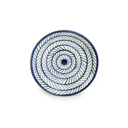 ExclusiveLane 'Indigo Chevron' Hand-painted Ceramic Quarter Plates (Set of 2, Microwave Safe) image 3