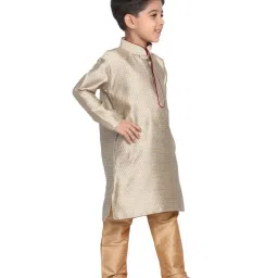 VASTRAMAY Kids Beige & Rose Gold Self Pattern Kurta Set image 3