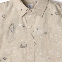 GAP Boys Beige Cotton Printed Shirt image 3