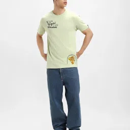 Bewakoof Official Tom & Jerry Merchandise Light Green Regular Fit Graphic Print Crew T-Shirt image 5