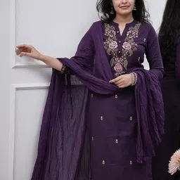 CaniBani Women Magenta Embroidered Viscose Rayon Kurta & Trousers With Dupatta-picture-37