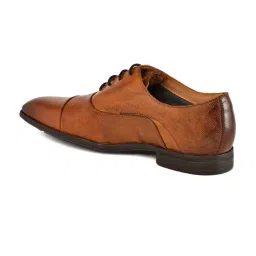 Ruosh Men's Tan Oxford Shoes image 5