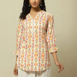Rangriti Off-White Printed A Line Short Kurti-picture-34