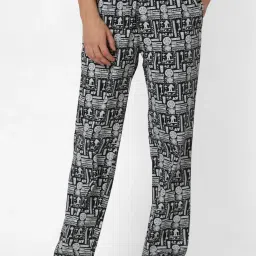 UnderJeans by Spykar Black & White Printed Pyjamas image 1