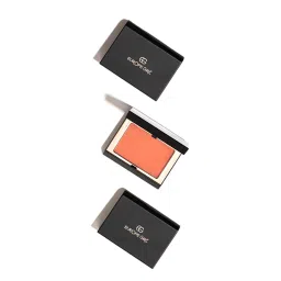 Europe Girl Matte Blusher image 5