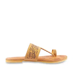 Metro Women's Yellow Toe Ring Sandals-image-19