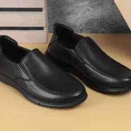 Mochi Black Formal Slip-Ons-picture-12