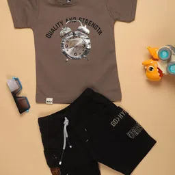 V-Mart Boys Printed Pure Cotton T-shirt With Shorts-image-30