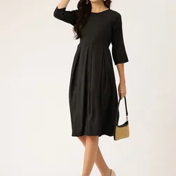 Sleek Italia Crepe A-Line Midi Dress-image-96