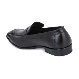 San Frissco Men's Black Formal Loafers image 5