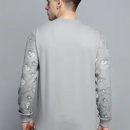 SHOWOFFFF Men Printed Sweatshirt image 2