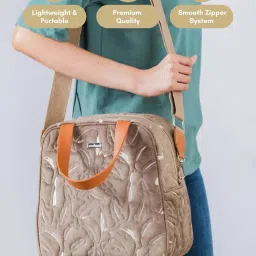 Nestasia High-Quality Insulated Velvet Beige Lunch Bag With Adjustable Shoulder Strap & Handles image 5