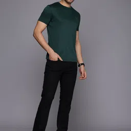 Allen Solly Pure Cotton Solid Slim Fit T-shirt image 5