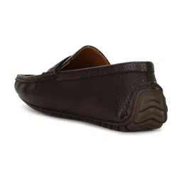 Bata Men's Brown Casual Loafers image 5