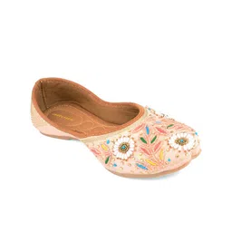 Anouk Women Embellished Ethnic Mojaris Flats-picture-34