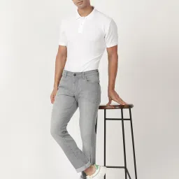 Wrangler Skanders Light Grey Slim Fit Low Rise Jeans image 5