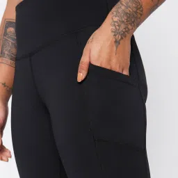 SILVERTRAQ Black Relaxed Fit Leggings image 5