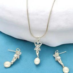Sri Jagdamba Pearls Mylah Pearl Pendant Set for Women-picture-4