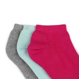 Skechers Women Set Of 3 Ankle Length Socks image 3