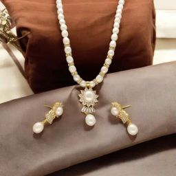 Sri Jagdamba Pearls Klara Pearl Set for Women-picture-18