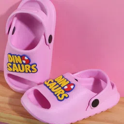 SHOES FOR JUNIORS Dinosaur Text Applique Detailed With Sling Back Clogs - Pink-picture-13