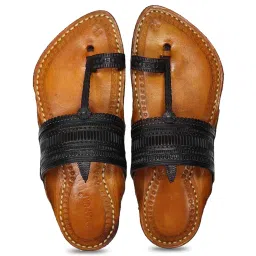 Kalapuri Men's Black Kolhapuri Sandals image 5