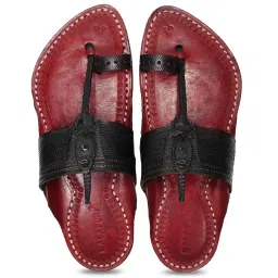 Kalapuri Men's Black Kolhapuri Sandals image 5