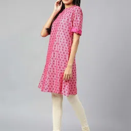 Aurelia Pink Cotton Printed A-Line Kurta image 3
