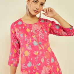 Soch Pink Muslin Floral Print and Embroidered Round-Neck Straight Kurta image 5