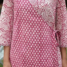 Dharan Jama Pink Kurta image 5