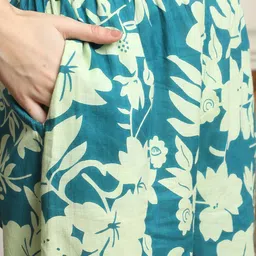 Indreams Women Floral Printed Kurti & Pyjamas Night suits image 5