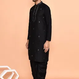 Arihant Rai Sinha Men Floral Embroidered Regular Thread Work Kurta with Dhoti Pants image 3