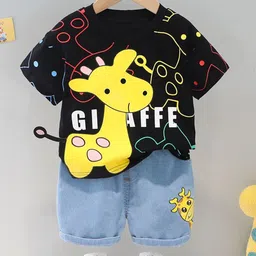 LULU & SKY Boys Printed T-shirt with Shorts-picture-52