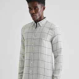 Banana Club Men Classic Checked Casual Shirt image 4