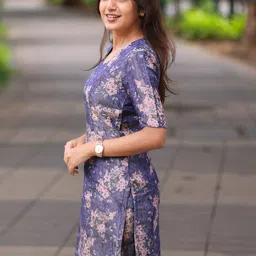 DIVASTRI Women Floral Printed Kurta with Trousers image 4