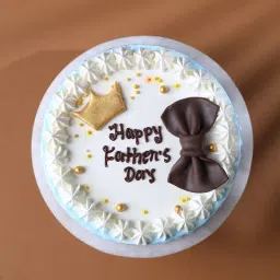 Crowned In Love Fathers Day Cake image 3