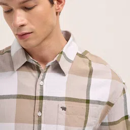 THE BEAR HOUSE Men Relaxed Fit Checked Spread Collar Cotton Casual Shirt image 2