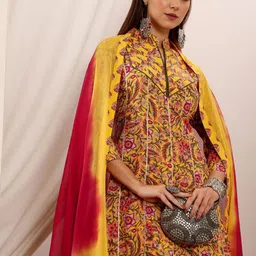 Lative Colours of Fashion Floral Printed A-Line Pure Cotton Kurta With Trousers & Dupatta image 4