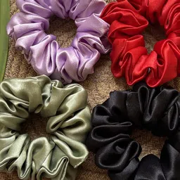 UMAHI Set Of 4 Satin Scrunchies image 4