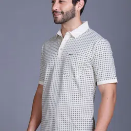 Parcel Yard Abstract Printed Polo Collar Pocket Cotton T-shirt image 5