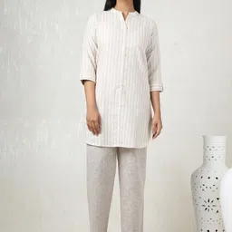 Soch Women Striped Regular Linen Kurta with Trousers-picture-14