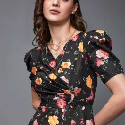 Miss Chase Black Floral Print Wrap Dress image 5