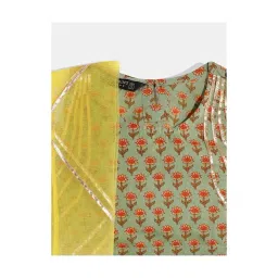 READIPRINT FASHIONS Kids Green & Yellow Floral Print Lehenga, Choli with Dupatta image 4