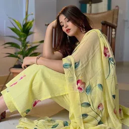 Moda Rapido Women Floral Printed Regular Kurta with Trousers & With Dupatta image 4