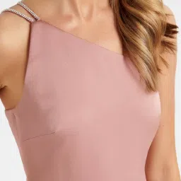 Forever New Maddie Asymmetric Shoulder Jumpsuit image 4