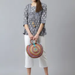 QOMN Blue & Grey Cotton Printed Top image 5